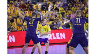 Elliot Stenmalm deja el Industria Kielce y ficha por el Ystads IF sueco